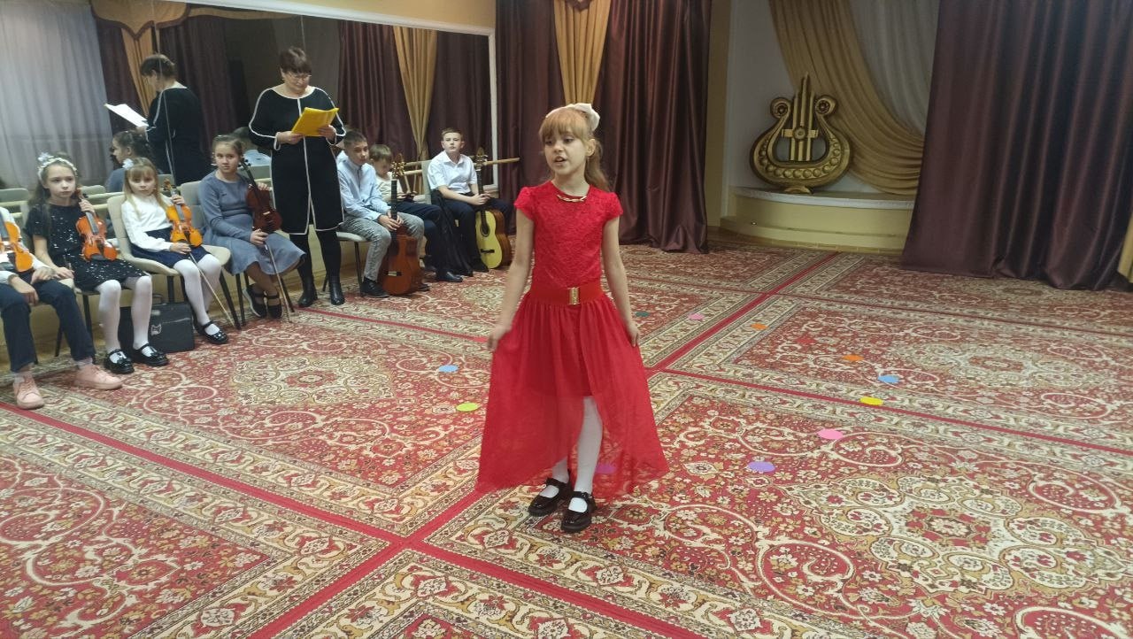 В Кировском прошел незабываемый концерт юных музыкантов В Кировском прошел незабываемый концерт юных музыкантов