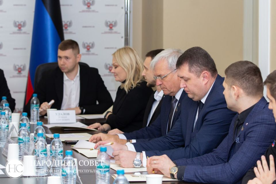 Константин Кузьмин: В рамках визита делегации Верховного Совета Республики Хакасия уделили особенное внимание вопросам патриотического воспитания молодежи Константин Кузьмин: В рамках визита делегации Верховного Совета Республики Хакасия уделили особенное внимание вопросам патриотического воспитания молодежи