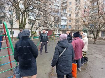 Сергей Ермаков: 20 ноября провел встречу с жителями на улице Гагарина, в ходе которой были подняты вопросы, волнующие горожан