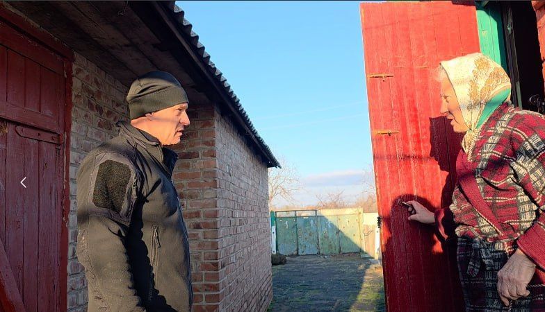 Быть всюду, где живут наши люди Быть всюду, где живут наши люди