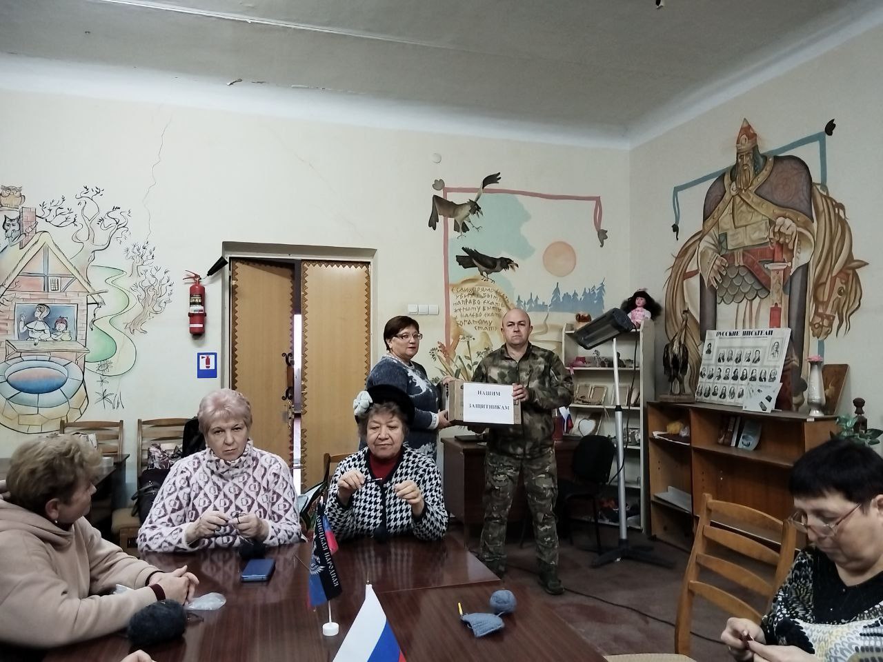 По инициативе ТОС "КЛЕНОВОЕ" под руководством Соловей Л.А., членов Партии "Единая Россия", жители п. Кленовка организовали высадку саженцев сосны в количестве 1700 штук По инициативе ТОС "КЛЕНОВОЕ" под руководством Соловей Л.А., членов Партии "Единая Россия", жители п. Кленовка организовали высадку саженцев сосны в количестве 1700 штук