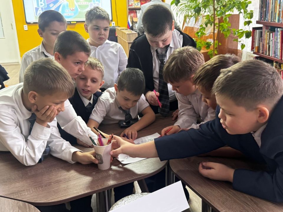 В Кировском состоялась библиотечная викторина по правам детей В Кировском состоялась библиотечная викторина по правам детей