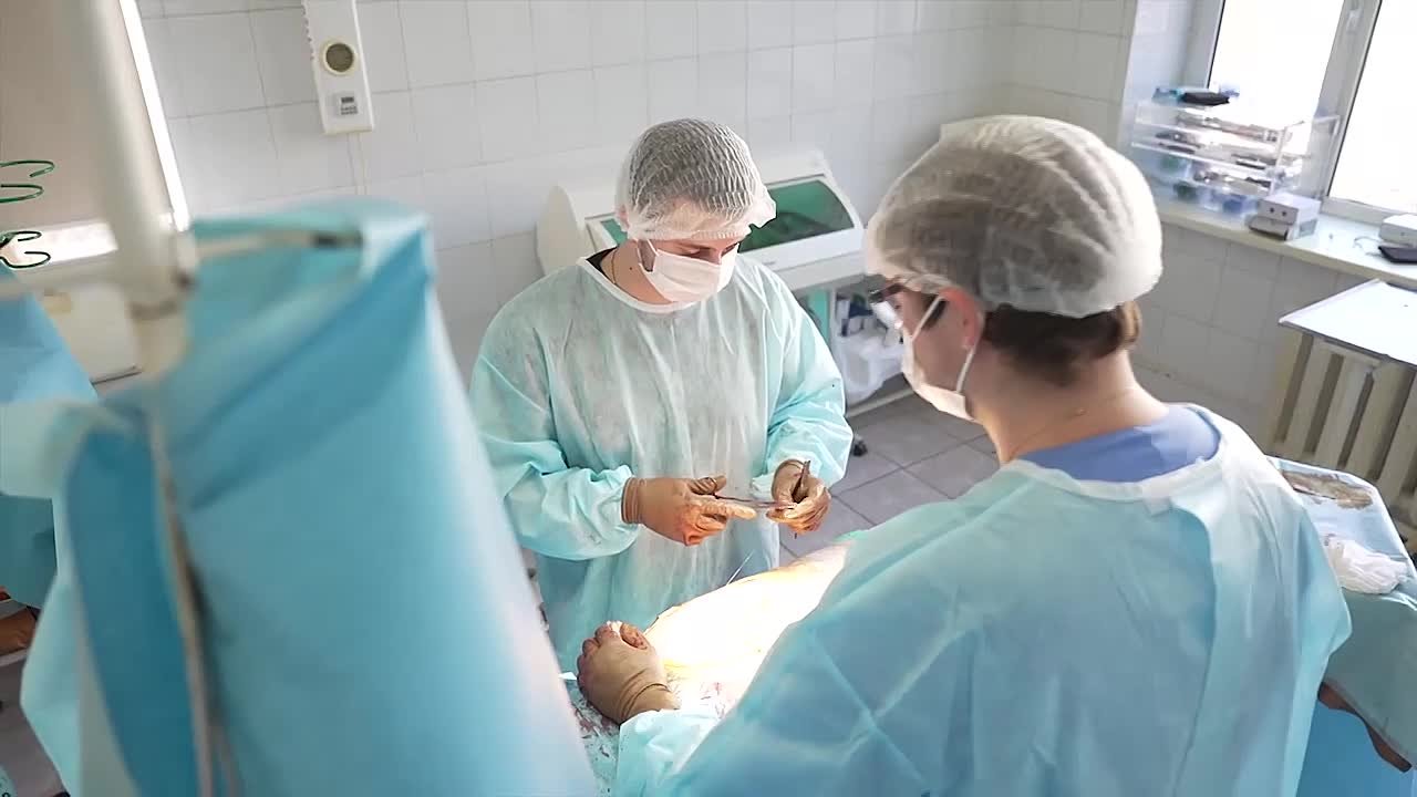 800 за год: в ДНР увеличили квоту бесплатных операций по замене тазобедренных суставов