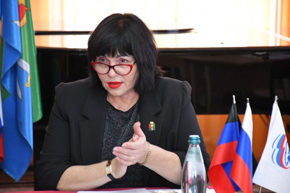 В Дебальцево состоялась V Конференция Дебальцевского местного отделения Всероссийской политической партии «Единая Россия» В Дебальцево состоялась V Конференция Дебальцевского местного отделения Всероссийской политической партии «Единая Россия»