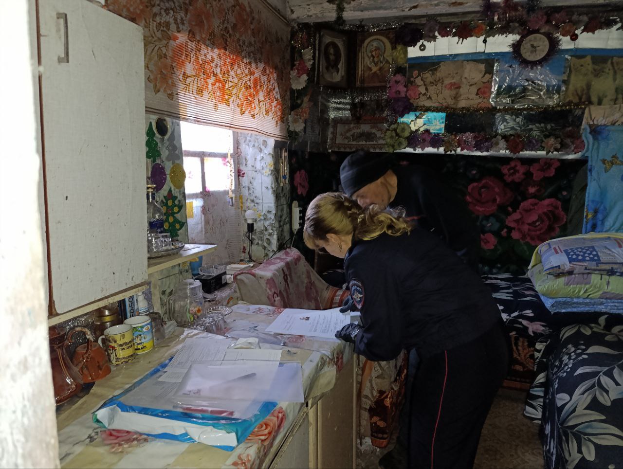 Комплексная забота: от гуманитарных наборов до решения бюрократических вопросов Комплексная забота: от гуманитарных наборов до решения бюрократических вопросов