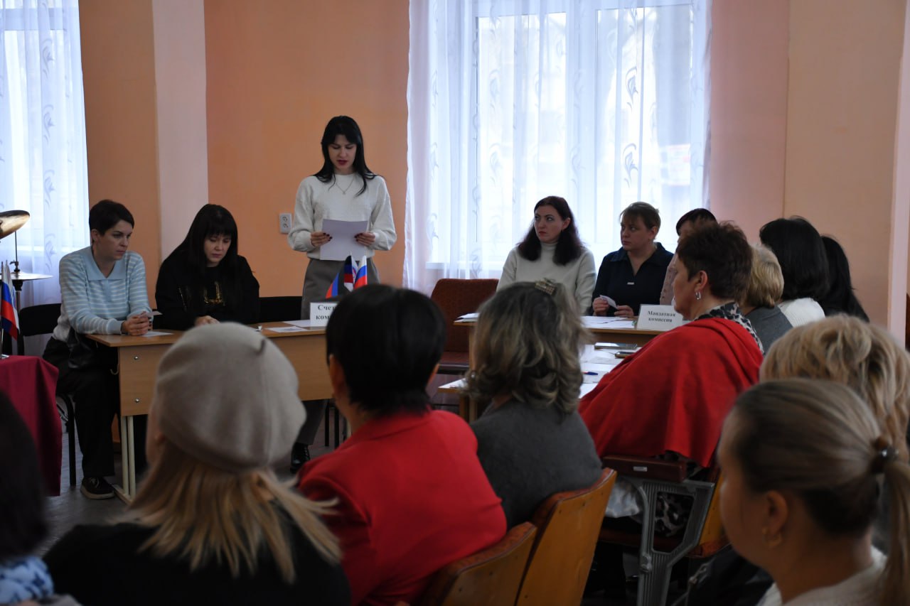 В Дебальцево состоялась V Конференция Дебальцевского местного отделения Всероссийской политической партии «Единая Россия» В Дебальцево состоялась V Конференция Дебальцевского местного отделения Всероссийской политической партии «Единая Россия»