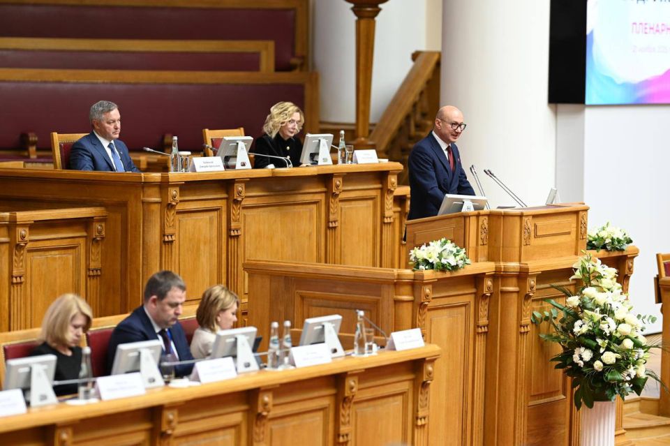 Наталья Никонорова: Завершился IV Международный форум «Содружество моды» Наталья Никонорова: Завершился IV Международный форум «Содружество моды»