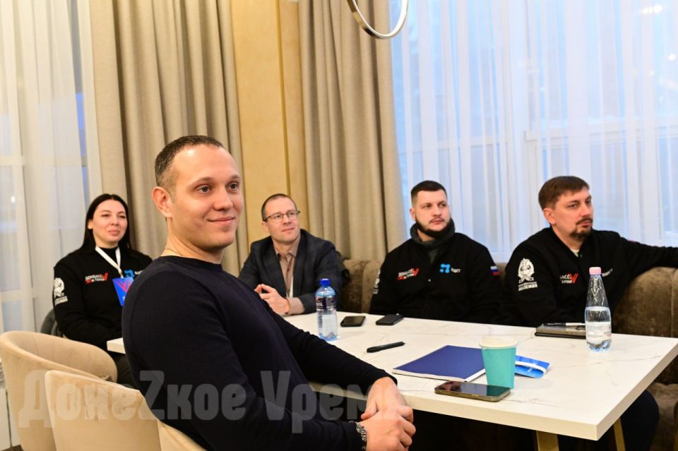 "СВОи Герои": в новом модуле обучения упор сделан на экономику и управление бюджетом "СВОи Герои": в новом модуле обучения упор сделан на экономику и управление бюджетом