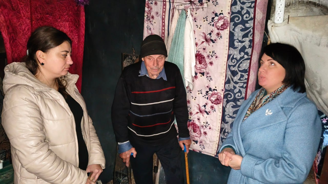 Комплексная забота: от гуманитарных наборов до решения бюрократических вопросов Комплексная забота: от гуманитарных наборов до решения бюрократических вопросов