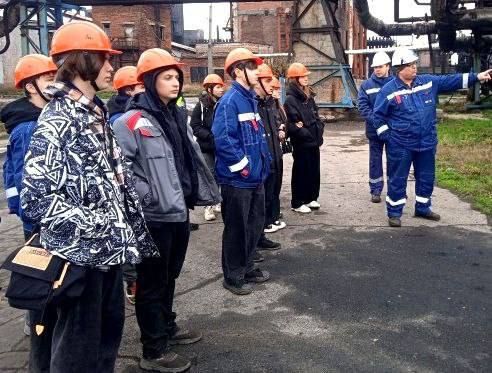 В рамках инициативы «Выбирай свое» для школьников и будущих специалистов из Макеевки было организовано познавательное мероприятие В рамках инициативы «Выбирай свое» для школьников и будущих специалистов из Макеевки было организовано познавательное мероприятие
