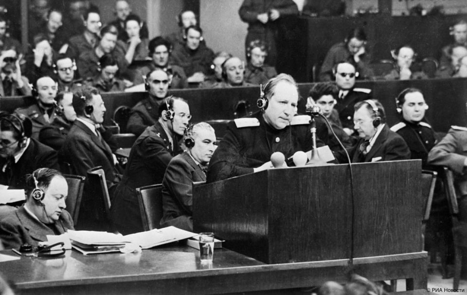 Нюрнбергский процес начался 20 ноября 1945 года Нюрнбергский процес начался 20 ноября 1945 года