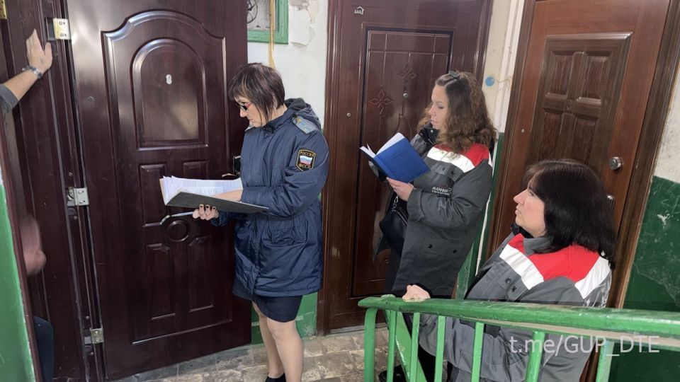 СПЕЦИАЛИСТАМИ ФССП В СНЕЖНОМ ПРОИЗВЕДЕНА ОПИСЬ ИМУЩЕСТВА ДОЛЖНИКА ЗА УСЛУГИ ТЕПЛОСНАБЖЕНИЯ СПЕЦИАЛИСТАМИ ФССП В СНЕЖНОМ ПРОИЗВЕДЕНА ОПИСЬ ИМУЩЕСТВА ДОЛЖНИКА ЗА УСЛУГИ ТЕПЛОСНАБЖЕНИЯ