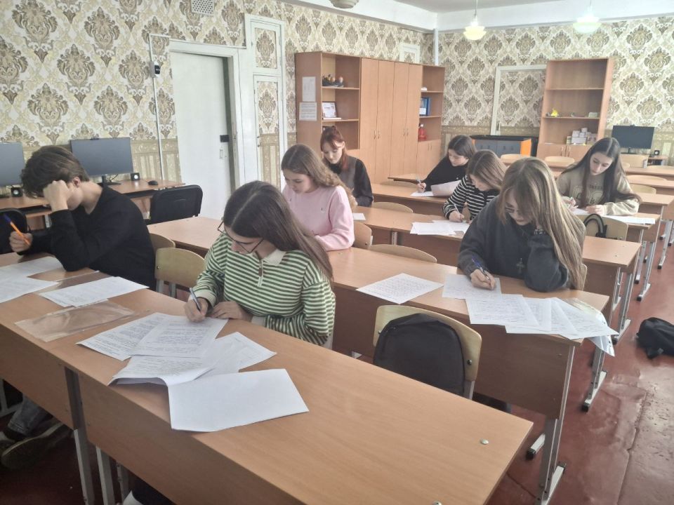 “Избирательный марафон” в ДНР: Определены победители первого тура! “Избирательный марафон” в ДНР: Определены победители первого тура!