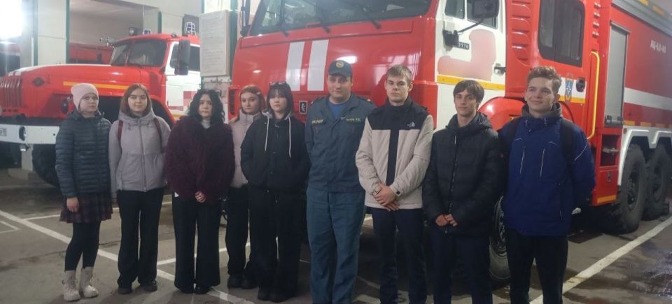 Первые шаги в профессию молодёжи региона в ходе профтуров на предприятия - в #ДАЙДЖЕСТ_ЦЗ_ДНР за неделю Первые шаги в профессию молодёжи региона в ходе профтуров на предприятия - в #ДАЙДЖЕСТ_ЦЗ_ДНР за неделю