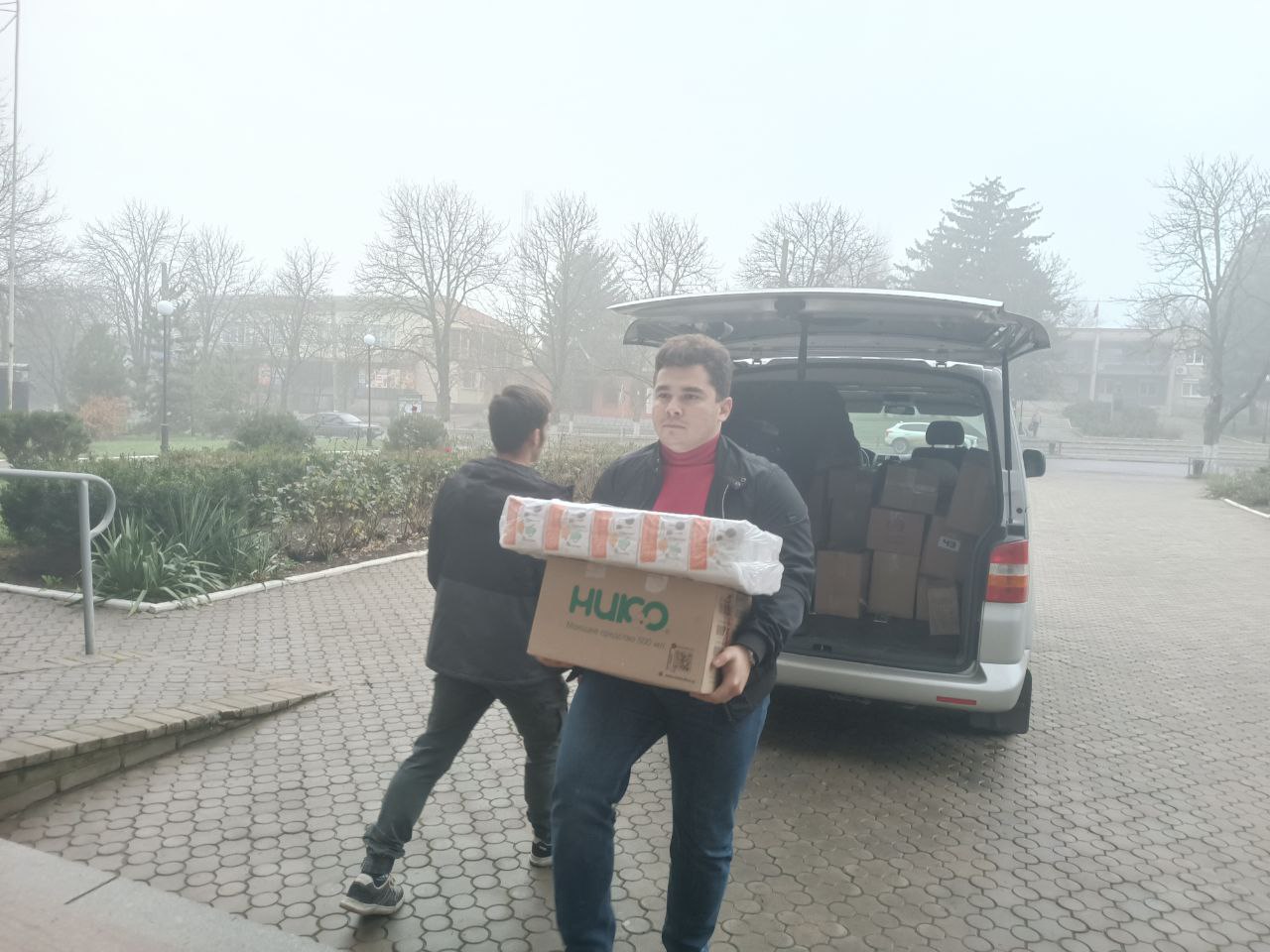 Сергей Юзвинкевич: Невозможно остаться равнодушным, когда видишь, как люди объединяются, чтобы помочь тем, кто оказался в трудной ситуации Сергей Юзвинкевич: Невозможно остаться равнодушным, когда видишь, как люди объединяются, чтобы помочь тем, кто оказался в трудной ситуации