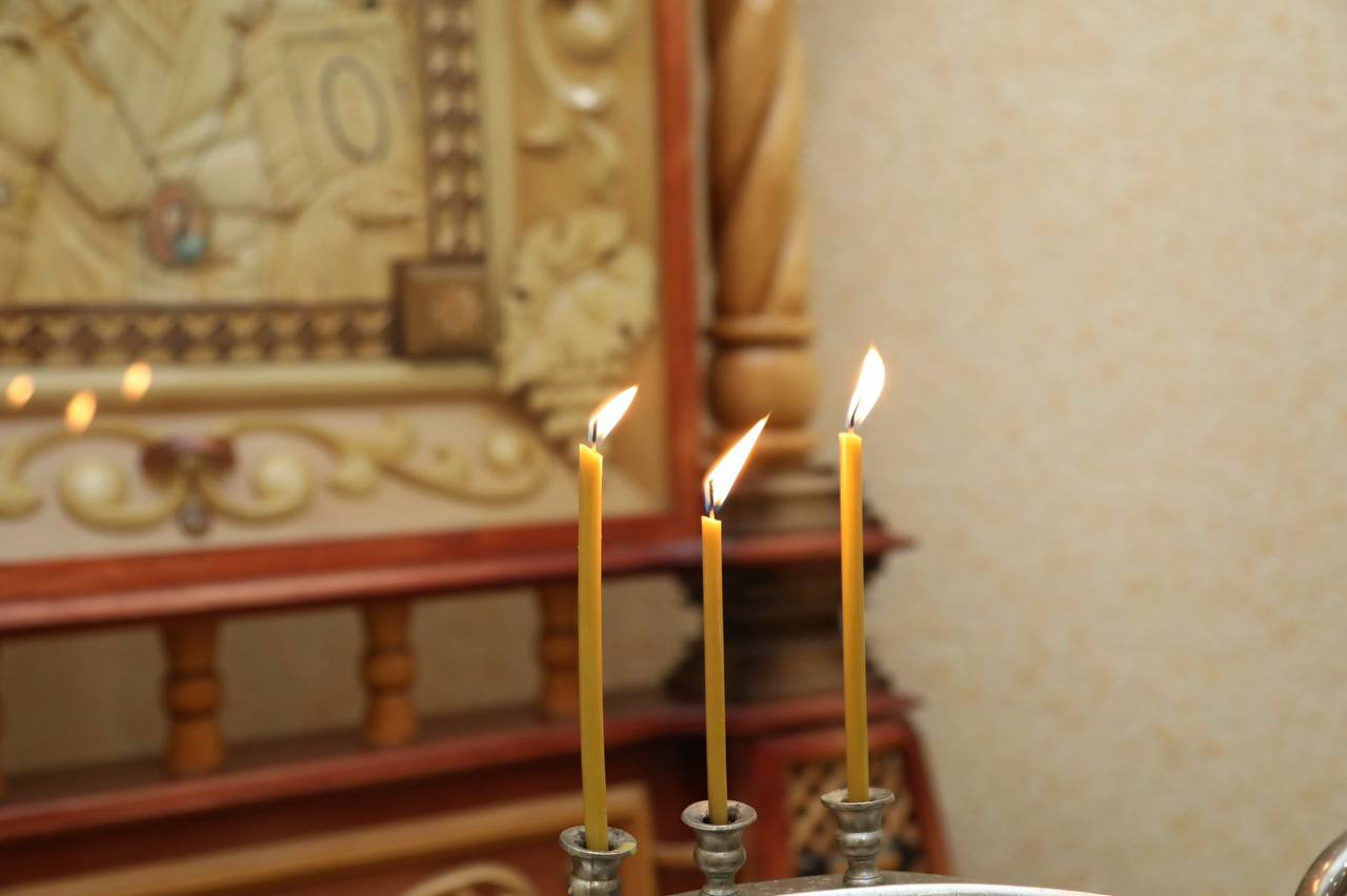 Осужденных ИК-10 посетил священнослужитель