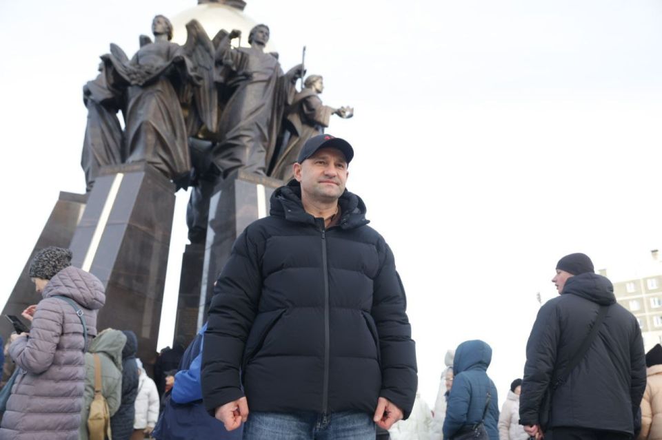 Артём Жога: Открыли в Челябинске скульптурную композицию "Собор Архистратига Михаила" Артём Жога: Открыли в Челябинске скульптурную композицию "Собор Архистратига Михаила"