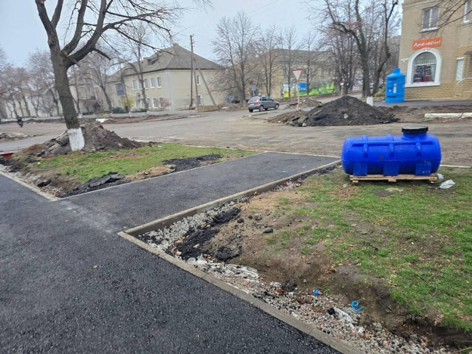 Николай Михайлов: Забайкалье продолжает ремонт улицы в городе Комсомольское Николай Михайлов: Забайкалье продолжает ремонт улицы в городе Комсомольское