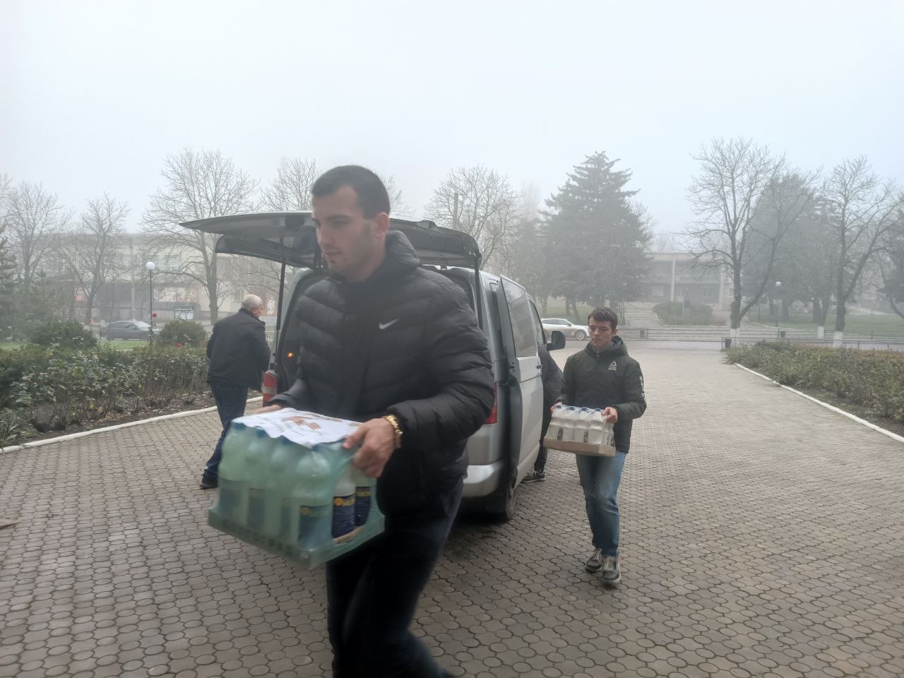 Сергей Юзвинкевич: Невозможно остаться равнодушным, когда видишь, как люди объединяются, чтобы помочь тем, кто оказался в трудной ситуации Сергей Юзвинкевич: Невозможно остаться равнодушным, когда видишь, как люди объединяются, чтобы помочь тем, кто оказался в трудной ситуации