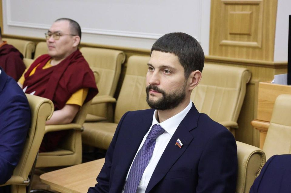 Александр Волошин: Сегодня принял участие в заседании Совета по межнациональным отношениям и взаимодействию с религиозными объединениями при Совете Федерации Александр Волошин: Сегодня принял участие в заседании Совета по межнациональным отношениям и взаимодействию с религиозными объединениями при Совете Федерации