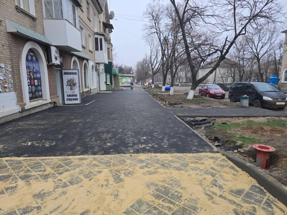 Николай Михайлов: Забайкалье продолжает ремонт улицы в городе Комсомольское Николай Михайлов: Забайкалье продолжает ремонт улицы в городе Комсомольское