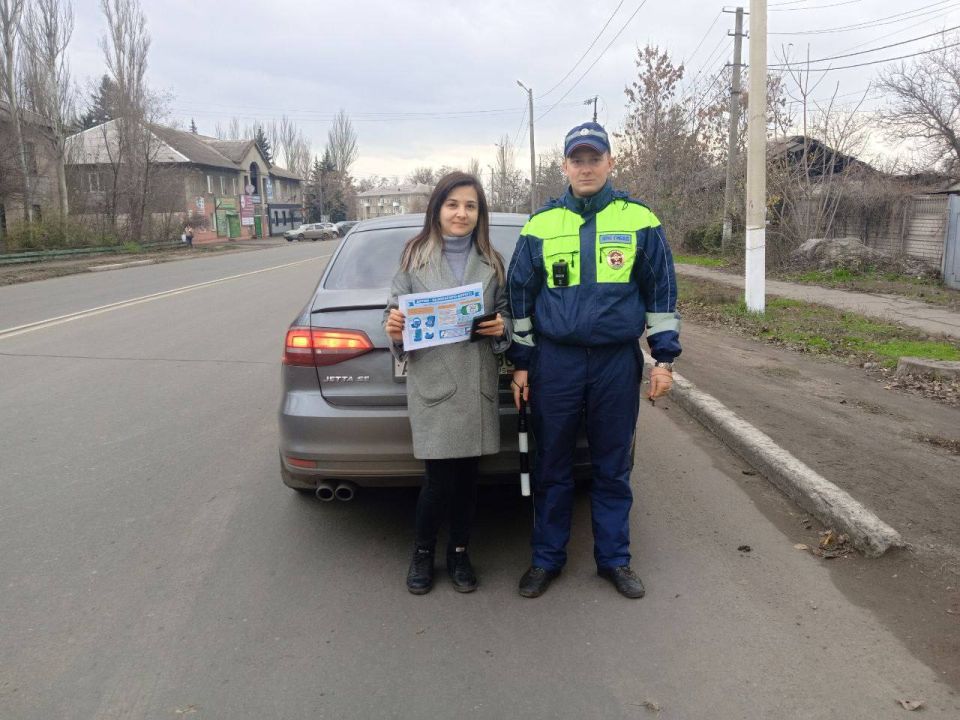 В Енакиево полицейские провели профилактическую отработку В Енакиево полицейские провели профилактическую отработку