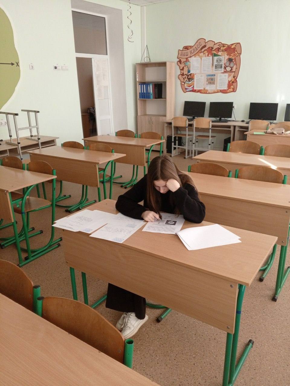 В Мангушском округе прошел муниципальный этап Всероссийской олимпиады школьников по обществознанию В Мангушском округе прошел муниципальный этап Всероссийской олимпиады школьников по обществознанию