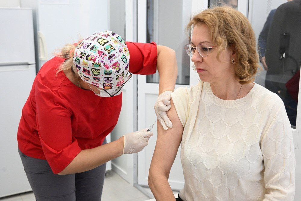 Лариса Толстыкина: Грипп отличается от других заболеваний, вызванных респираторными вирусами, тяжелым течением и выраженной симптоматикой