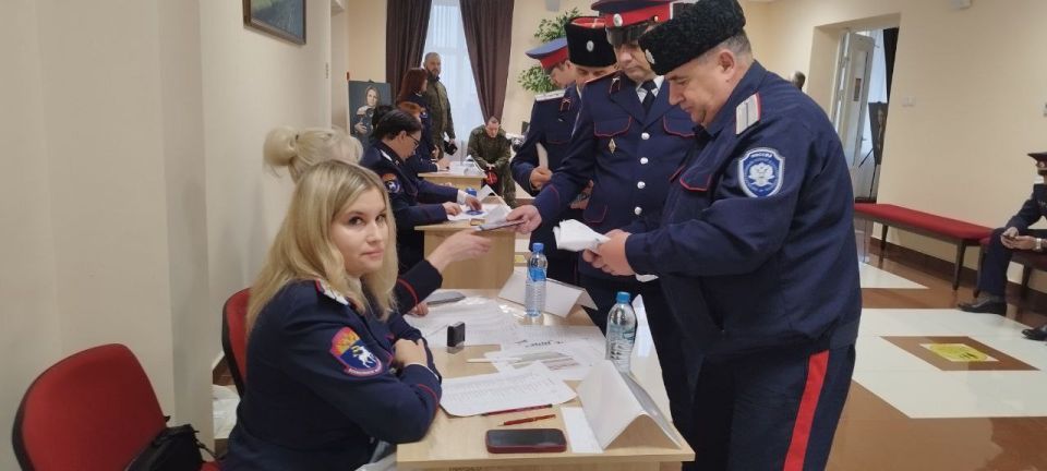 Виктор Водолацкий: Сегодня в Новочеркасске, столице Донского, Российского и мирового казачества, начинает работу Большой Круг Всевеликого войска Донского Виктор Водолацкий: Сегодня в Новочеркасске, столице Донского, Российского и мирового казачества, начинает работу Большой Круг Всевеликого войска Донского