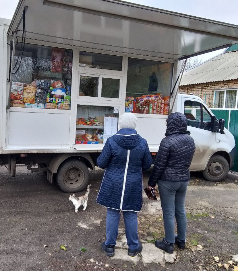 С 17 по 21 ноября 2025 года осуществлена выездная торговля с использованием автомагазинов в населенных пунктах городских округов Донецк, Горловка, Мариуполь, на территории г С 17 по 21 ноября 2025 года осуществлена выездная торговля с использованием автомагазинов в населенных пунктах городских округов Донецк, Горловка, Мариуполь, на территории г