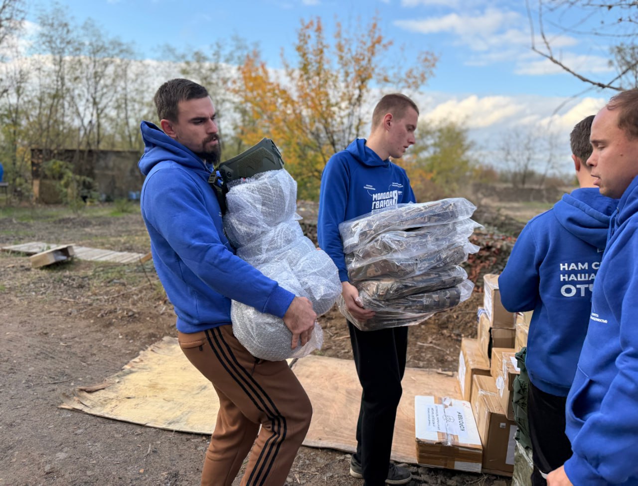 Волонтеры и активисты Богородского округа передали гуманитарную помощь в Мариуполь Волонтеры и активисты Богородского округа передали гуманитарную помощь в Мариуполь