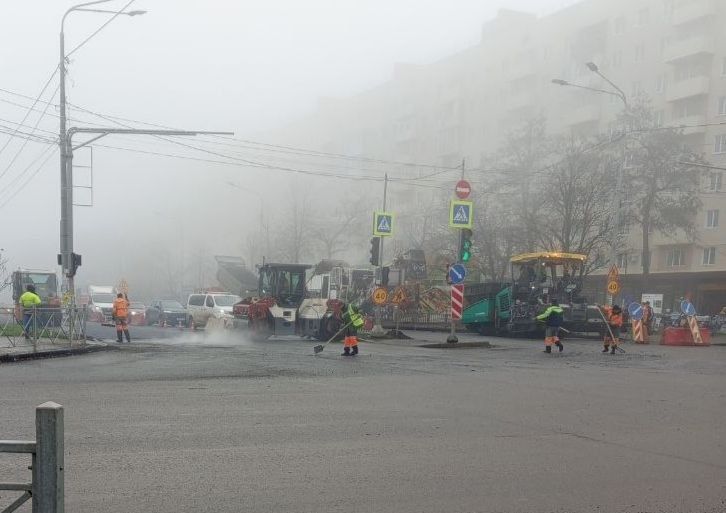 В районе "тысячи мелочей" на пр. Ленина продолжаются дорожные работы В районе "тысячи мелочей" на пр. Ленина продолжаются дорожные работы