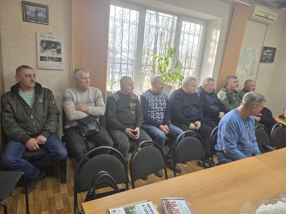 Дмитрий Огилец: 22 октября 2025 года состоялось традиционное расширенное правление Макеевской городской организации "Российский Союз ветеранов Афганистана и специальных военных операций". Дмитрий Огилец: 22 октября 2025 года состоялось традиционное расширенное правление Макеевской городской организации "Российский Союз ветеранов Афганистана и специальных военных операций".