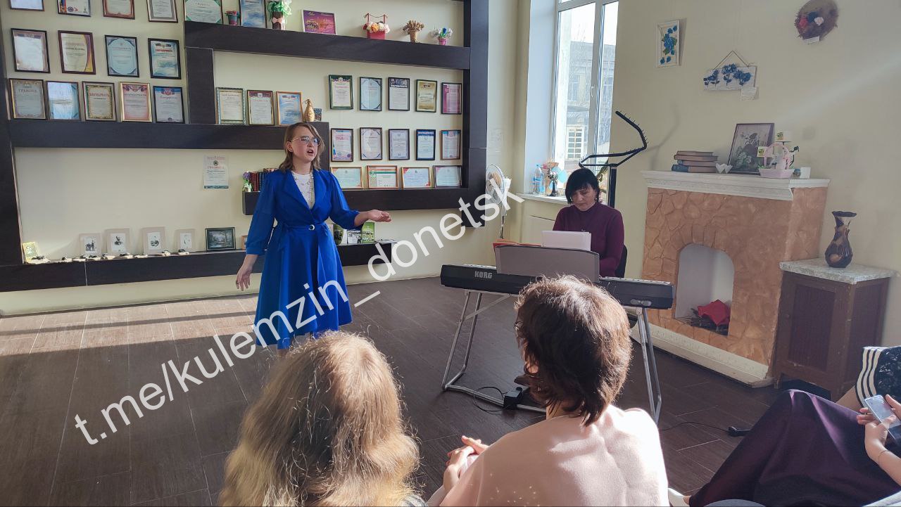 В Донецком городском молодёжном центре состоялся вечер романса В Донецком городском молодёжном центре состоялся вечер романса