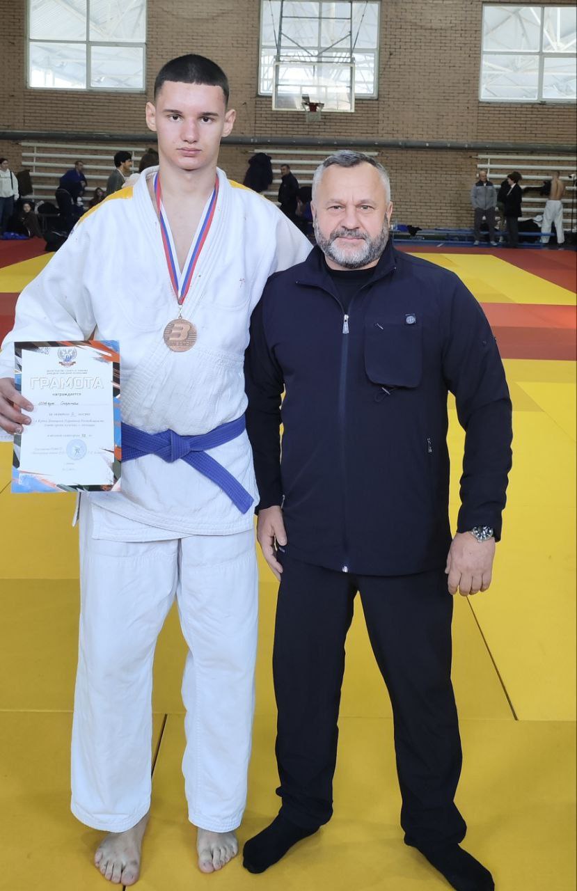 Вчера, 22 ноября, в Донецке проходили соревнования "Кубок Донецкой Народной Республики по ДЗЮДО среди мужчин и женщин" Вчера, 22 ноября, в Донецке проходили соревнования "Кубок Донецкой Народной Республики по ДЗЮДО среди мужчин и женщин"