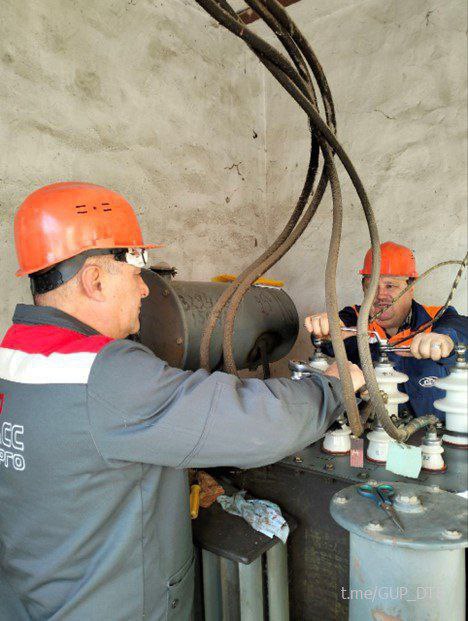 ПРОФЕССИОНАЛИЗМ СПЕЦИАЛИСТОВ ФИЛИАЛА "ЕНАКИЕВОТЕПЛОСЕТЬ" В ПРОВЕДЕНИИ ПЛАНОВО-ПРЕДУПРЕДИТЕЛЬНЫХ РЕМОНТОВ