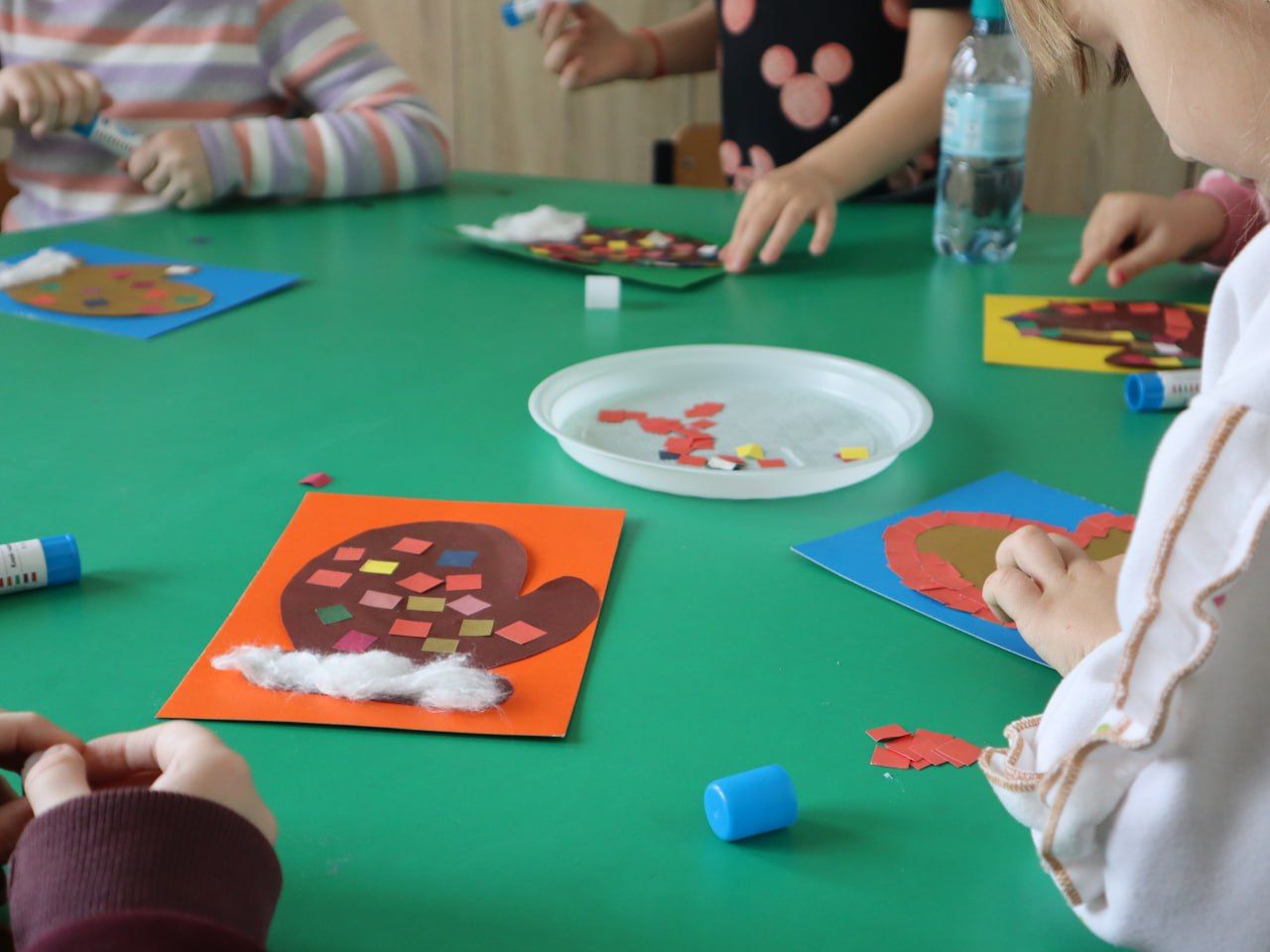 Маленькие рукодельники творят настоящее волшебство! Маленькие рукодельники творят настоящее волшебство!
