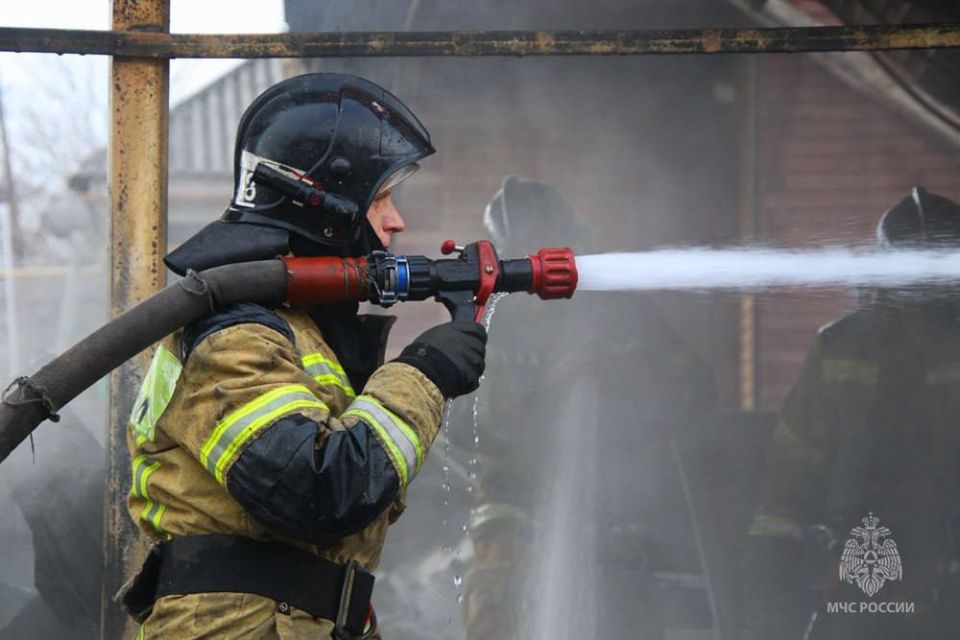 #МЧСДНР_СВОД за сутки. Ликвидировано 13 пожаров