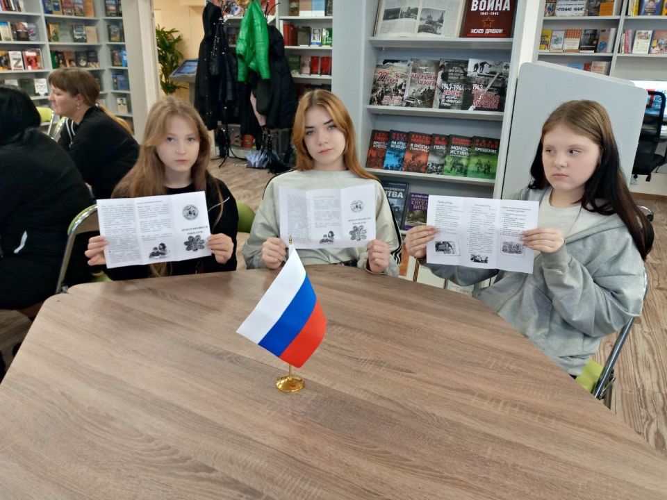 В Дебальцево прошел день помощи детям и семьям В Дебальцево прошел день помощи детям и семьям