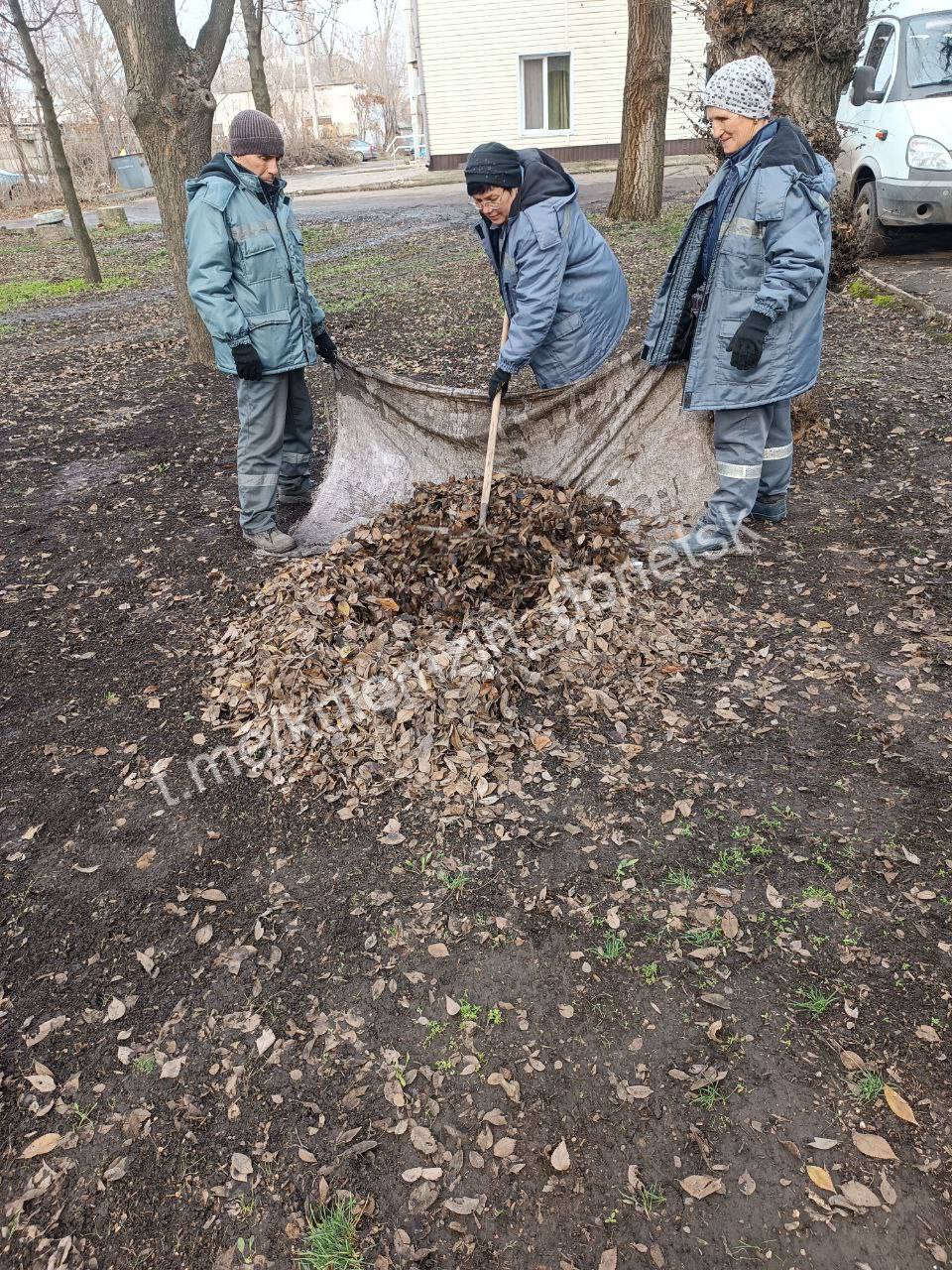 Алексей Кулемзин: Сотрудники коммунального предприятия «Зелёное строительство» продолжают усердно работать на благо нашего города Алексей Кулемзин: Сотрудники коммунального предприятия «Зелёное строительство» продолжают усердно работать на благо нашего города