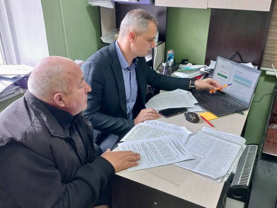 21 и 24 ноября государственный инспектор отдела надзора в области карантина растений и семеноводства, качества и безопасности зерна по ДНР Управления Россельхознадзора по ДНР и ЛНР провел профилактические визиты по... 21 и 24 ноября государственный инспектор отдела надзора в области карантина растений и семеноводства, качества и безопасности зерна по ДНР Управления Россельхознадзора по ДНР и ЛНР провел профилактические визиты по...