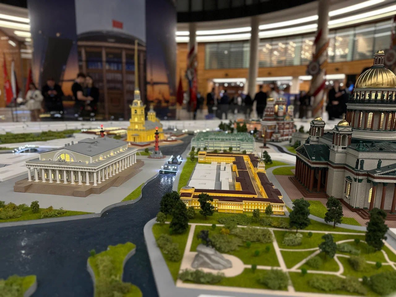 Заместитель Председателя Народного Совета Андрей Крамар возглавил делегацию на Международном муниципальном форуме BRICS Заместитель Председателя Народного Совета Андрей Крамар возглавил делегацию на Международном муниципальном форуме BRICS