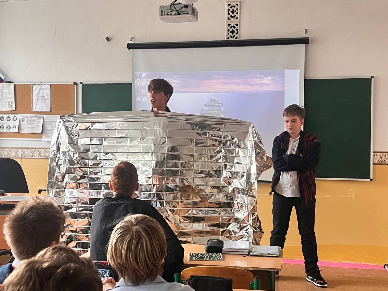 В рамках проекта «Новые маршруты» добровольцы Донецкого РО ВСКС провели мастер-классы для учащихся ГБОУ «Гимназия №70 г.о. Донецк» и ГБОУ «Гимназия информационных технологий №61 г.о. Донецк» В рамках проекта «Новые маршруты» добровольцы Донецкого РО ВСКС провели мастер-классы для учащихся ГБОУ «Гимназия №70 г.о. Донецк» и ГБОУ «Гимназия информационных технологий №61 г.о. Донецк»