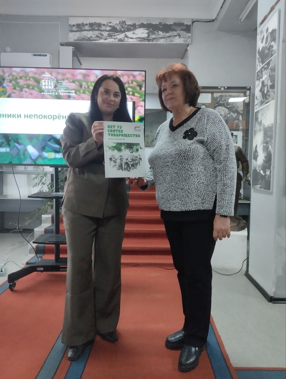 В Снежном состоялись встречи и концерты, посвященные 80-летию Победы В Снежном состоялись встречи и концерты, посвященные 80-летию Победы