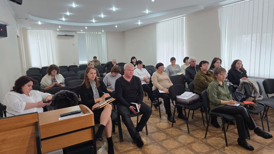 Николай Михайлов: Сегодня провел встречу с Секретарями первичных отделений Старобешевского местного отделения Партии "ЕДИНАЯ РОССИЯ" Николай Михайлов: Сегодня провел встречу с Секретарями первичных отделений Старобешевского местного отделения Партии "ЕДИНАЯ РОССИЯ"