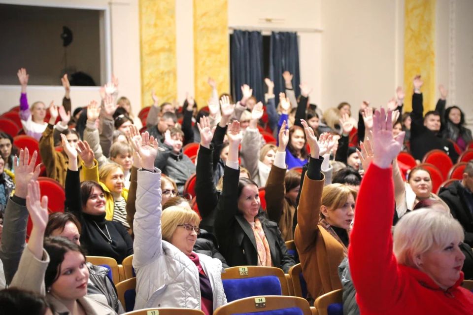 1000 участников, 7 форумов, 7 муниципалитетов ДНР: в Республике прошли форумы по противодействию идеологии терроризма и экстремизма 1000 участников, 7 форумов, 7 муниципалитетов ДНР: в Республике прошли форумы по противодействию идеологии терроризма и экстремизма