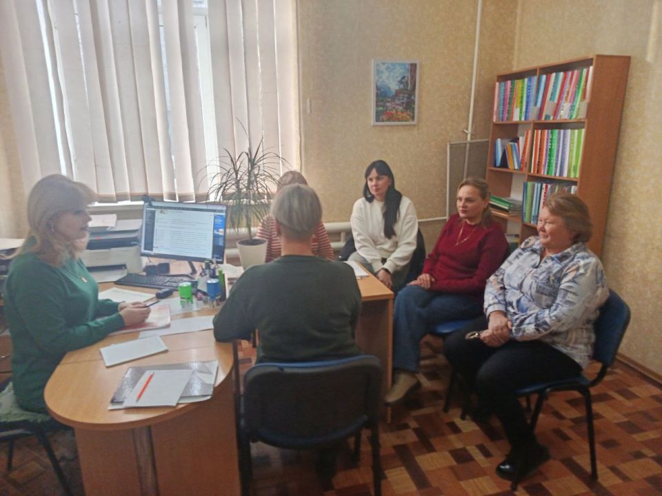 Филиал ФБУЗ "Центр гигиены и эпидемиологии в Донецкой Народной Республики" (города Енакиево, Дебальцево) информирует о работе "горячей линии" по вопросам профилактики ВИЧинфекции Филиал ФБУЗ "Центр гигиены и эпидемиологии в Донецкой Народной Республики" (города Енакиево, Дебальцево) информирует о работе "горячей линии" по вопросам профилактики ВИЧинфекции