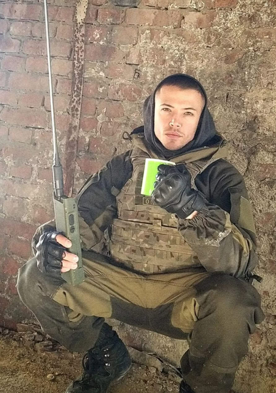 В Луганске посвятили мурал иностранным добровольцам, воюющим за Донбасс В Луганске посвятили мурал иностранным добровольцам, воюющим за Донбасс