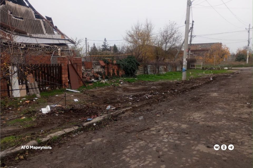 На выходных мариупольские коммунальщики ликвидировали ещё ряд стихийных свалок На выходных мариупольские коммунальщики ликвидировали ещё ряд стихийных свалок
