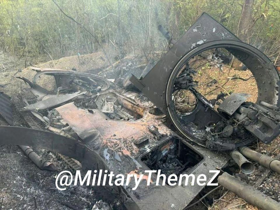 Уничтоженная САУ 2С1 Гвоздика ВСУ предположительно в ДНР Уничтоженная САУ 2С1 Гвоздика ВСУ предположительно в ДНР